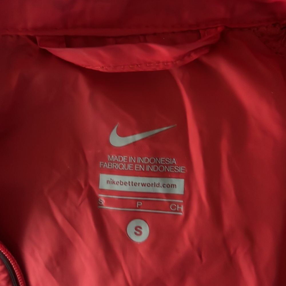 Nike jacket CANADA - Picture 7 of 9